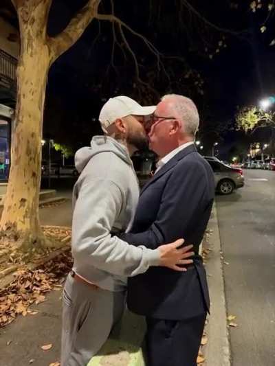 Is Spanian a Libertarian?