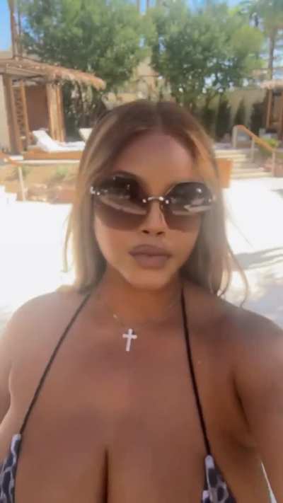 Lavish Styles Instagram Story Post - Pool Season 🏊‍♀️ [Video 2/2]