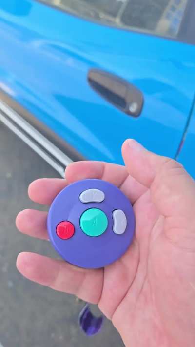 Gamecube keychain gacha