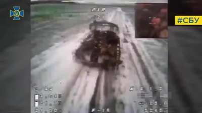 Ukraine's Security Service (SBU) posted highlights of the past week's drone work, incl. strikes on 265 Russian infantrymen and hundreds of light vehicles, artillery pieces, armored vehicles, tanks, an air defense system, and other targets. Published Febru