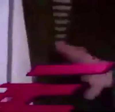 Never Gonna Give You Up ama E ile