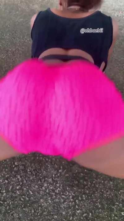 Eno-obong Robson (@ohbaebii)