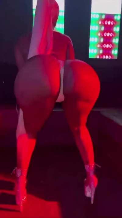 Her body just does it for me