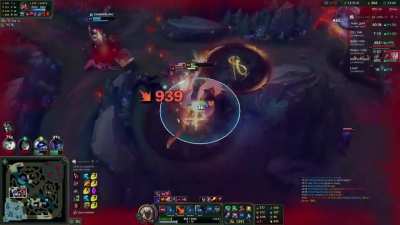 So I built Riftmaker on Aatrox..