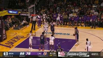 [Highlight] Breen asks JVG if the Bachelor reminds him of his high school days. He responds that it doesn't remind him of his dreams