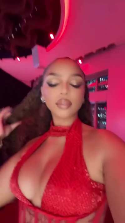 Chloe wearing red dress tonight | IG 1/29/2026