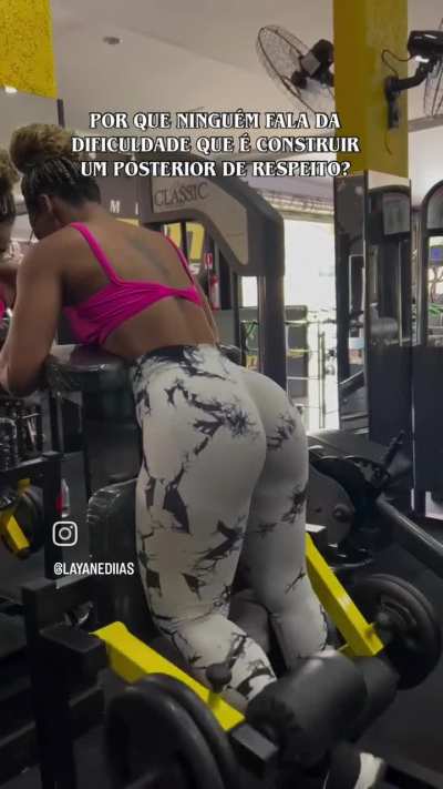 @layanediias preta cavala rabuda gostosa