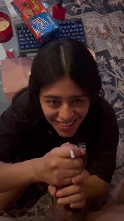 She loves when I cum on her face