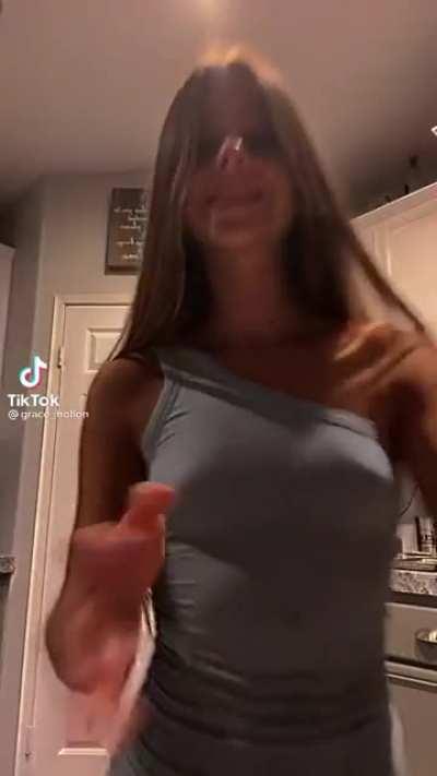 Boys I think she likes posting this dress as much as we like it too 😏