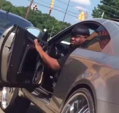 Well damn🤣imagine dis mf pull up to the window , wydinn?