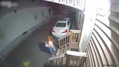 HMC while I Trips Over Stair........