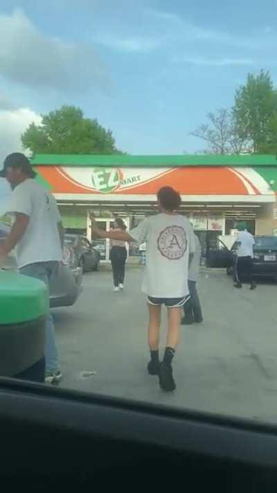 Show me how them big tits fight