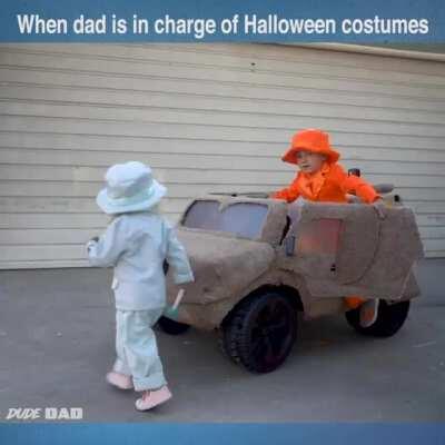 This awesome dad built his kids the Dumb and Dumber van.