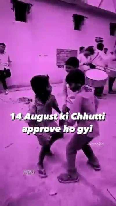 apne ko to long weekend se matlab hai bs