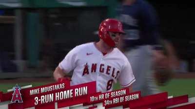 [Highlight] [Highlight] Mike Moustakas with a huge 3 run Homerun to tie the game