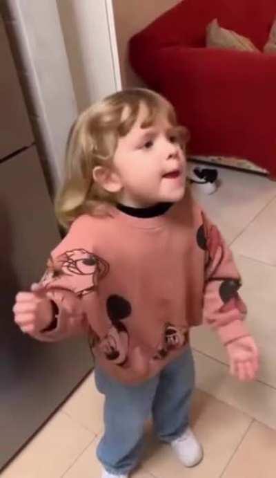 Little Angry Italian Girl 🤌