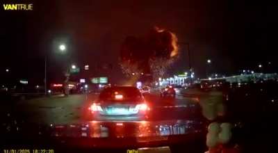 Footage of plane crash in Philadelphia. 2 people on board.