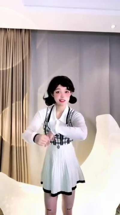 This Robotic Dance (robotic = adjective, not noun)