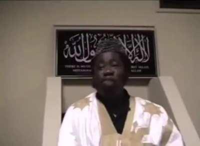 Bilali habeşi blues makamında ezan okuyor: