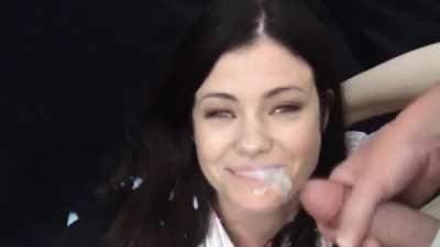 Felicia Bennet is a Cumshot queen!!