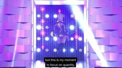 the way this immediately became one of my favorite runways ever!