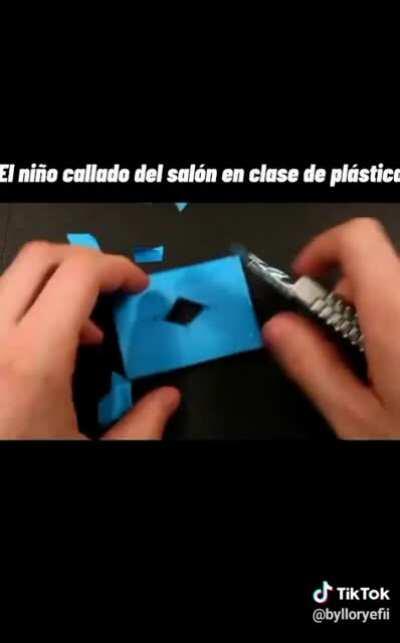 Yo era el niño callado.... Sigo en la cárcel :(