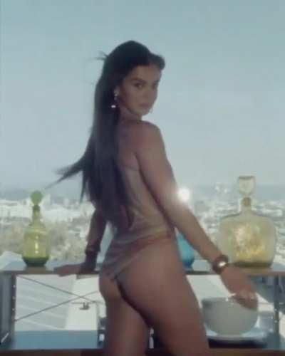 Frankies Bikini shoot IG March 2021