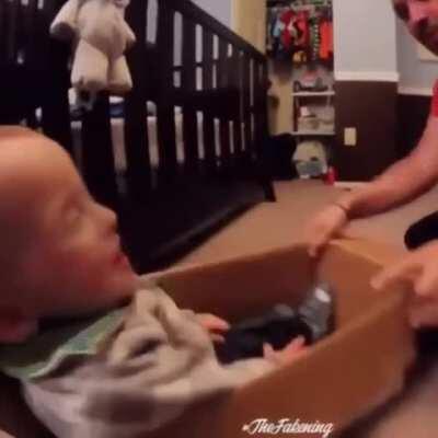 Someone put Elon Musk face on a bunch of babies