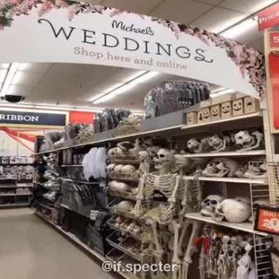 (Spooky warning). Let's go!!