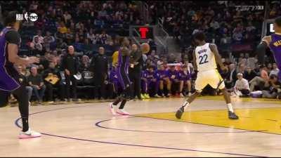 [Highlight] Russell Westbrook briefly shows a glimpse of his old self with a dunk