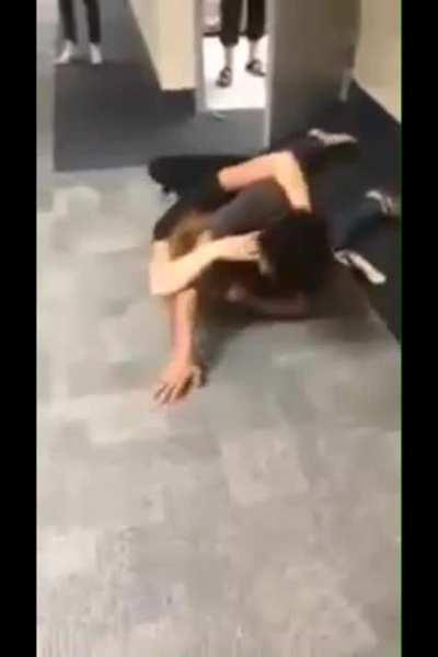 This fight was when I was at college it's an old fight of mine I'm in the Jean's and sandals had no choice but to fight.