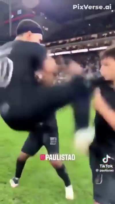 Vídeo da Briga entre Depay e Gustavo Henrique