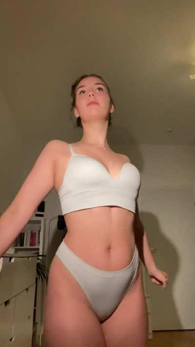 If even 5 guys like this, I'll celebrate and fuck myself 🙈