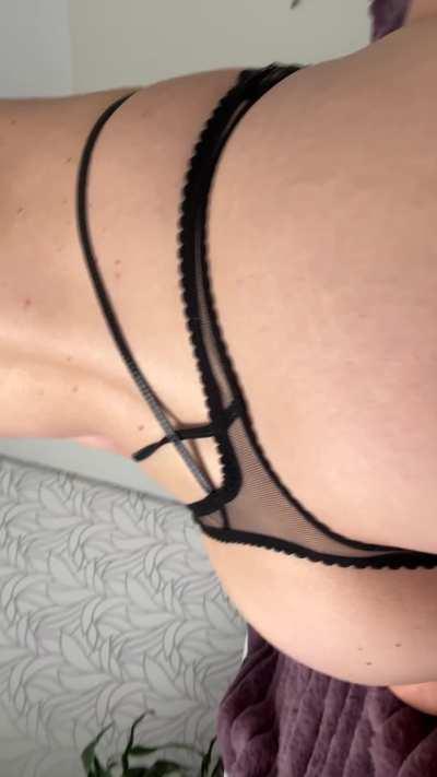 Showing off my busty petite milf body real quick