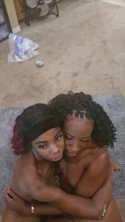 ebony girls take a massive cumshot from white cock