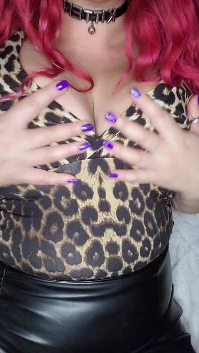 This kitten likes to play, hope you like them big & juicy