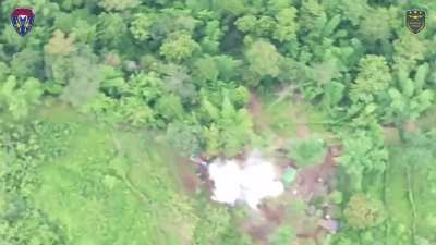 [Myanmar/Burma] Footage of KNLA and PDF rebels attacking junta troops at Thaybawboe, Karen State from May 28-June 3 (epilepsy warning; music from sources)