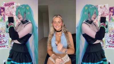 Kawaii Cosplay Splitscreen PMV