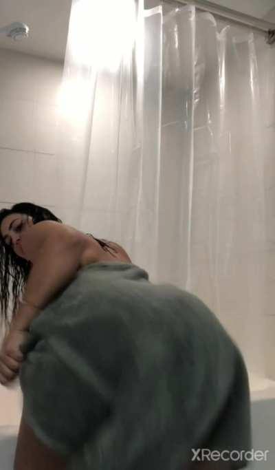 Check Comment For Her 2GB Folder👇👇