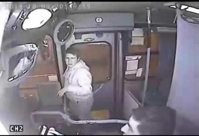 Guy tries to steal a purse on the bus, but his hand gets caught between the doors.
