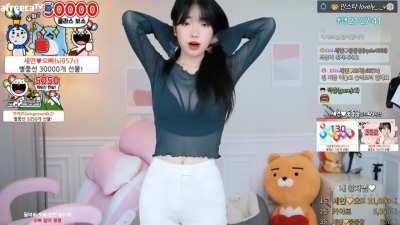 Seyeon nip slip