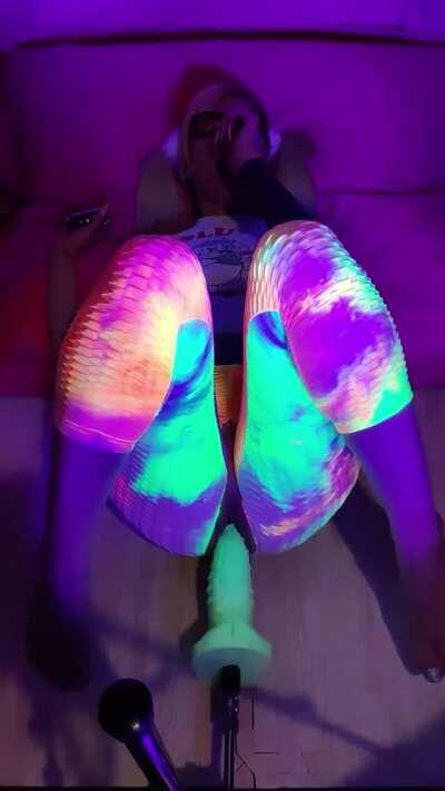 Orgasmic Machines in the Dark