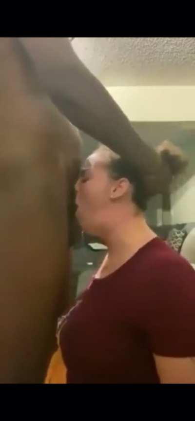 Nutted in her throat!