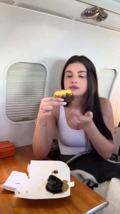 eu fico desgraçado da minha cabeça