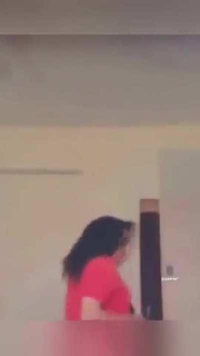 🅱️ow to the 🅱️oint Queen