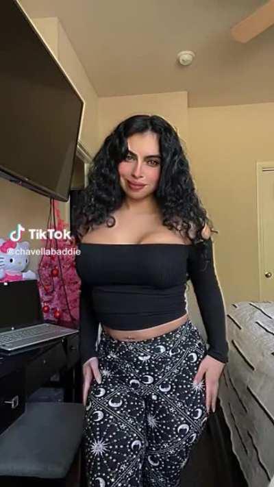 TikTok foopahh challenge side boob morena