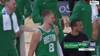 [Highlight] Insane ending in Celtics-Grizzlies