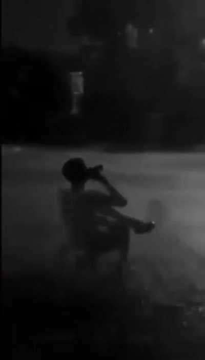 i dont know if hes a chad or sad