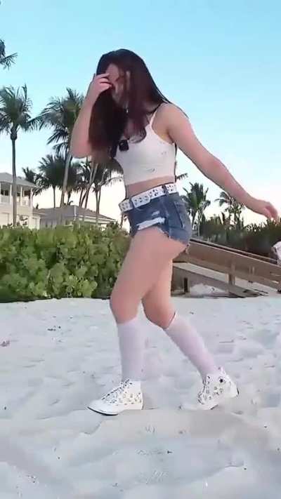 Holy mother of god 🥵🥵