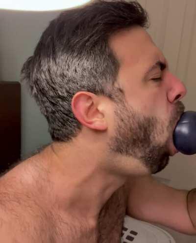 Doing my best to please L/S Diego's fat dick with my mouth! 🤤🐺 (see comments)